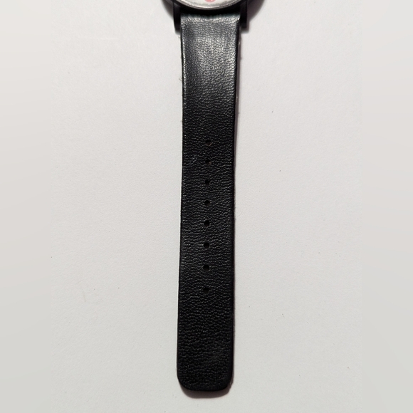 Disney Mickey Mouse Watch (Lorus) Black Plastic, Red Numbers, working.. 28 - Picture 9 of 9